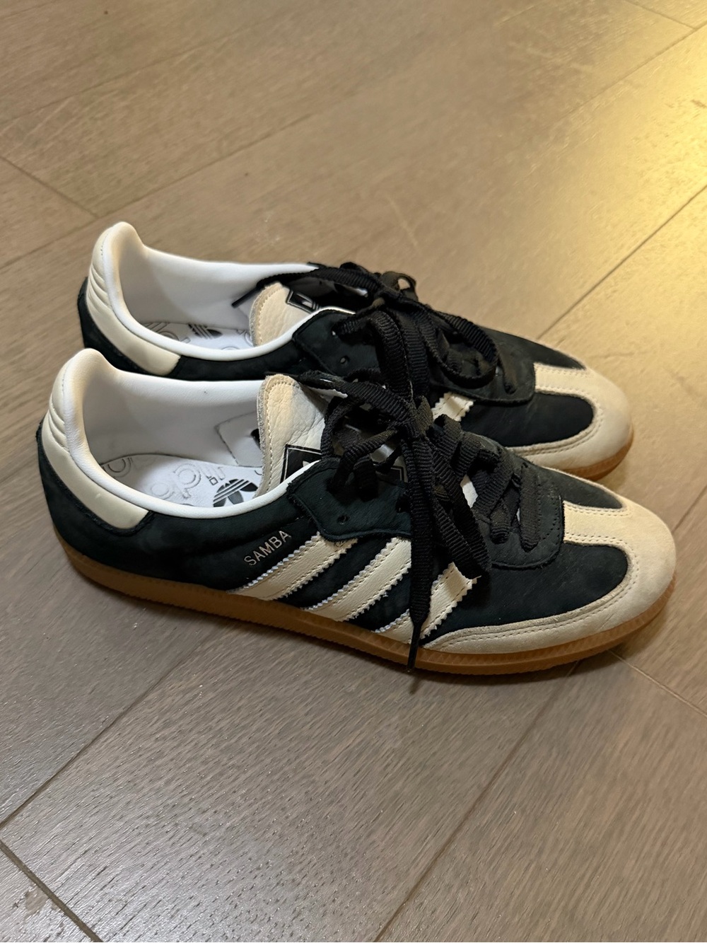 Adidas Samba OG Black and Off-White Sneakers size 8 - Picture 6 of 7